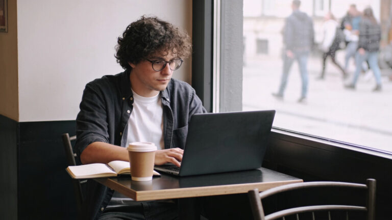 Find Your First Freelance Client: 6 Steps That Actually Work